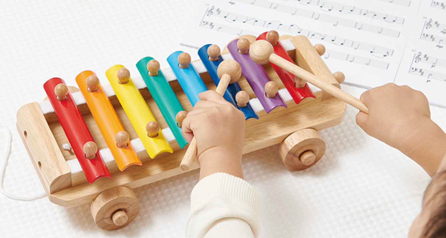 音感やリズム感を育てる音遊びのおもちゃ│GENIの知育玩具・木のおもちゃをご紹介