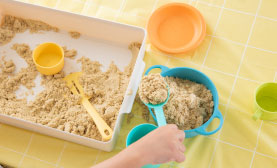 水あそび・砂あそびができるGENIの知育玩具・木のおもちゃ特集