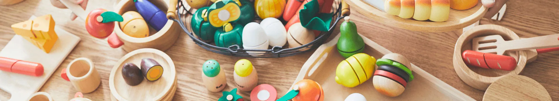 木のおもちゃ・おままごと