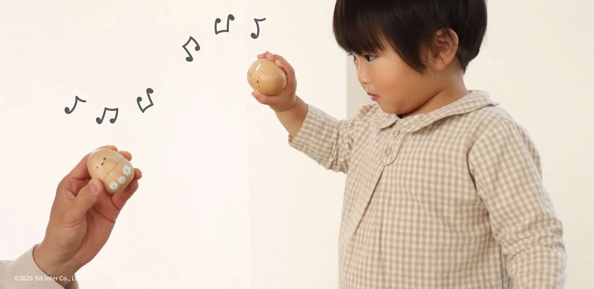 音のしかけが楽しいラトル