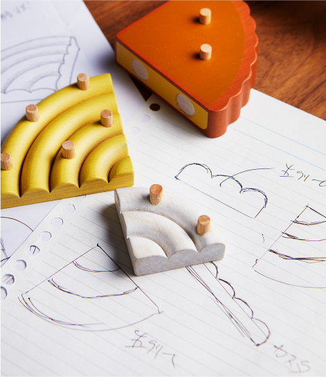 ＜上：カスタードクリームとの比較＞＜下：小山シェフによるデコレーション＞